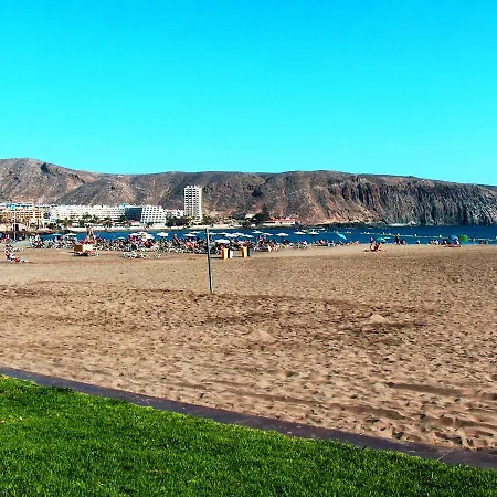 Pool View Los Cristianos By Helloapartments * Arona (Tenerife)
